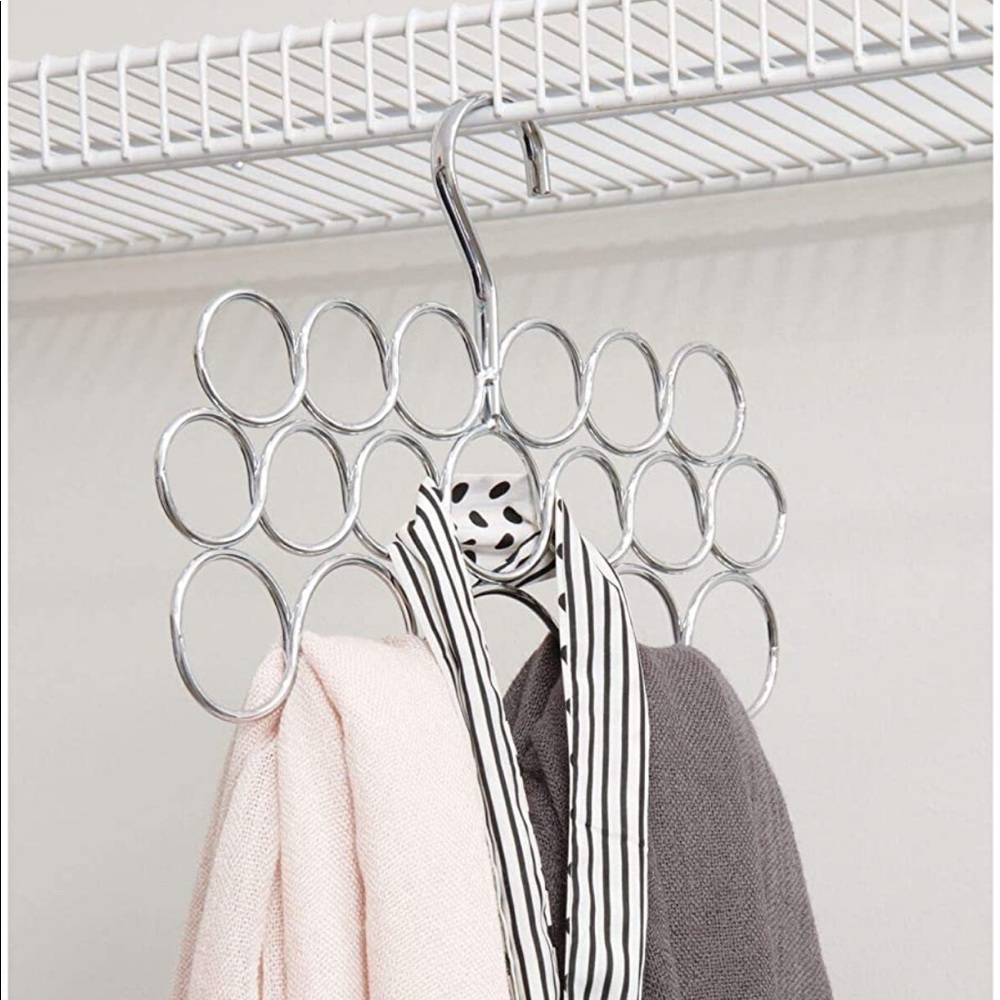 5/$25 Silver Accessory / Scarf Hanger